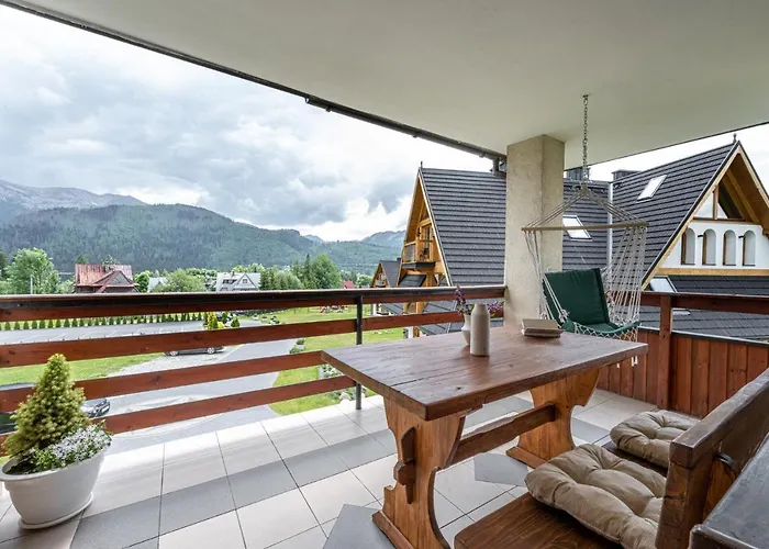 Goscinne Maryniarczyk * コシチェリスコ